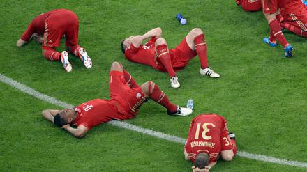 Spieler des FC Bayern nach der Niederlage gegen Chelsea im Jahr 2012.
