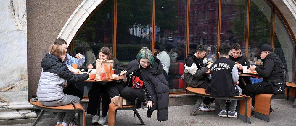 Ein Fastfood-Restaurant in Moskau.
