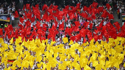 Die deutschen Fans sorgten in Stuttgart für eine ausgelassene Stimmung auf den Rängen.
