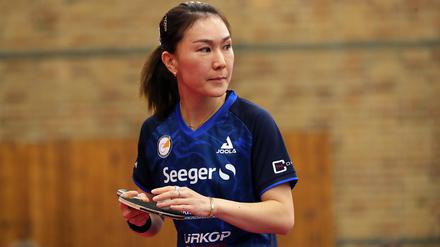 Shan Xiaona hat Probleme mit der Bandscheibe.