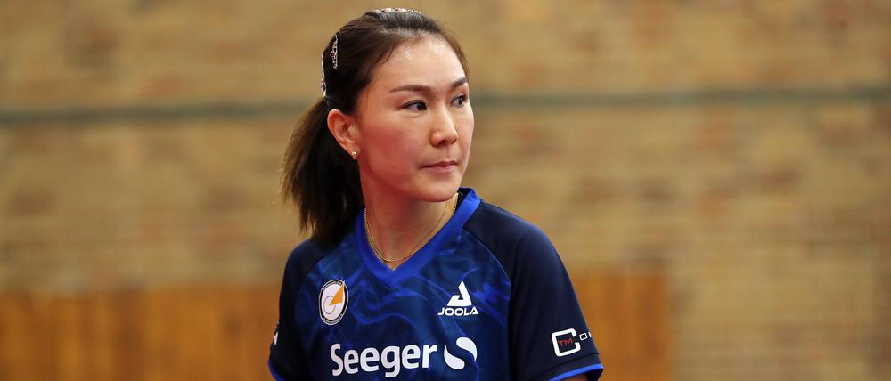 Shan Xiaona hat Probleme mit der Bandscheibe.