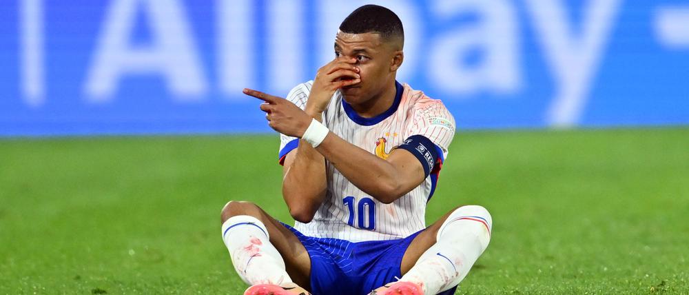 Kylian Mbappé lässt sich von einem Nasenbeinbruch nicht aufhalten.