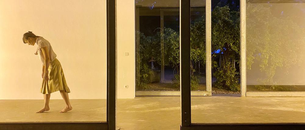 Die Raumkünstlerin Penelope Wehrli spekuliert in ihrer Inszenierung „Anatomorphosen“ über biologisch andersartige Wesen.