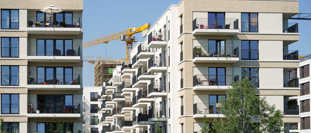 Berliner Neubauten. Große Preisrückgänge im Vergleich zum Vorjahresquartal gab es in den Top-7-Großstädten Berlin, Hamburg, München, Köln, Frankfurt am Main, Stuttgart und Düsseldorf.