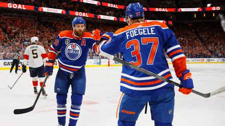 Leon Draisaitl bereite das 1:0 durch Warren Foegele mit einem Traumpass vor.