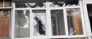 In Iwano-Frankiwsk wurden durch den Angriff zahlreiche Fensterscheiben zerstört. 