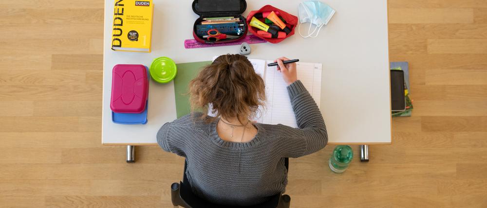 Gar nicht lustig. Für viele Berliner Abiturientinnen und Abiturienten waren die diesjährigen Prüfungen ein Desaster.