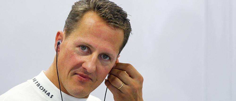 Der Formel-1-Fahrer Michael Schumacher beim Training zu einem Formel-1-Rennen. 