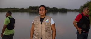 VERWENDUNG FÜR IM GESPRÄCH Yuli Velazques and her two bodygurads provided for by Colombia's UNP Unidad Nacional de Protection 