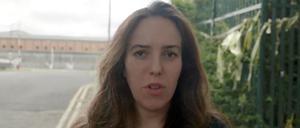 Stella Assange spricht vor dem Belmarsh-Gefängnis in London, Großbritannien, in diesem Bildschirmfoto, das aus einem am 25. Juni 2024 veröffentlichten Social-Media-Video stammt.