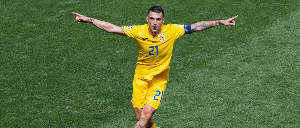 Nicolae Stanciu will mit Rumänien ins Achtelfinale.