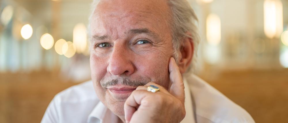 Obwohl im Rentenalter, fühlt er sich noch „innerlich pubertierend“: Leander Haußmann, Regisseur und Schauspieler.