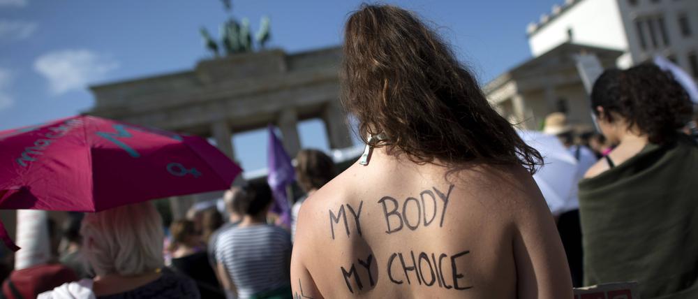 Für das Recht auf eine freie Entscheidung: eine Kundgebung im September 2023 in Berlin.
