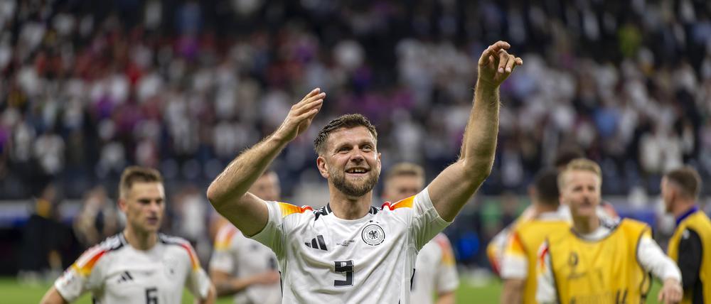 Niclas Füllkrug feiert nach dem Spiel gegen die Schweiz.