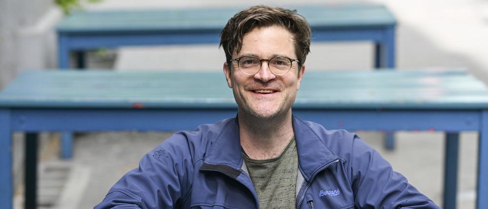 Der Kabarettist und Liedermacher Bodo Wartke bei einem Fototermin in Kreuzberg.