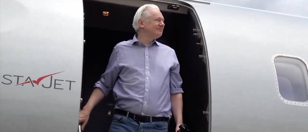 Julian Assange.