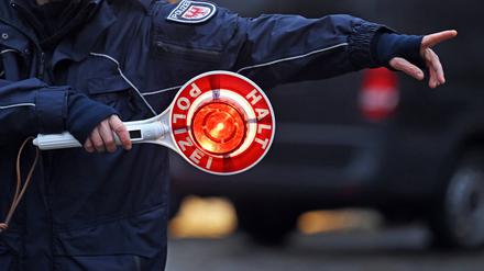 Die Potsdamer Polizei stoppte am Dienstag eine betrunkene Unfallverursacherin.