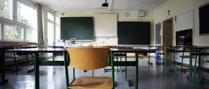 Ein leeres Klassenzimmer.