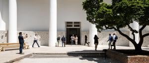Der zentrale Ausstellungspavillon in den Giardini ist einer der Hauptausstellungsorte der Biennale.