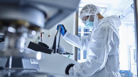 Nach dem Maschinen- und dem Fahrzeugbau ist die Chemie der größte Industriebereich hierzulande.  