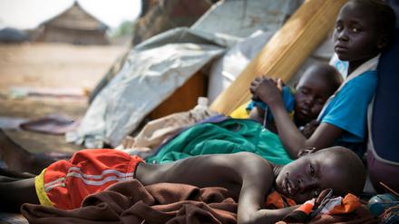 Hungernde Kinder im Sudan