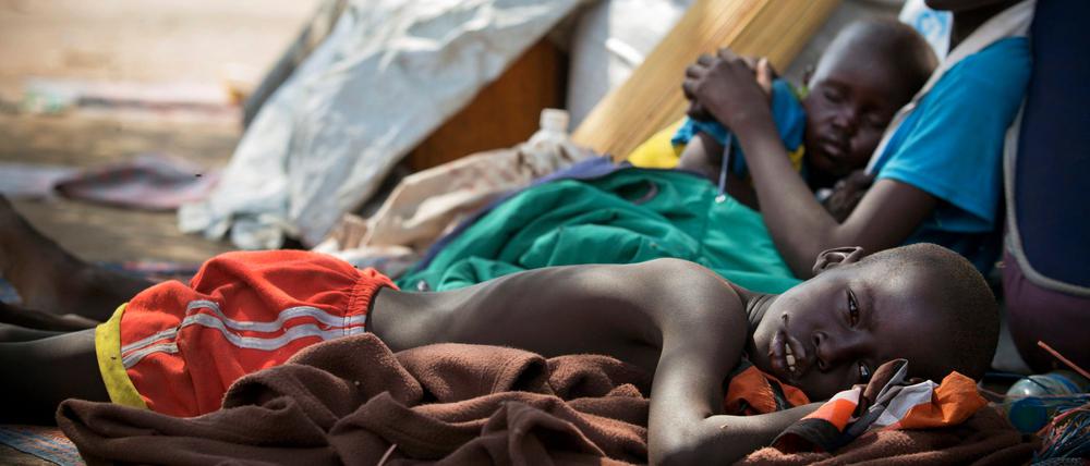 Hungernde Kinder im Sudan