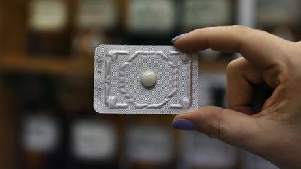 Deutschland, Bonn, 23.01.2015 Pille danach in deutschen Apotheken bald ohne Rezept.