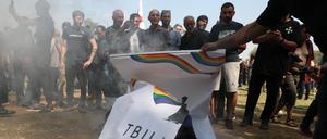 Anti-LGBTQ-Protestierende in Tiflis.