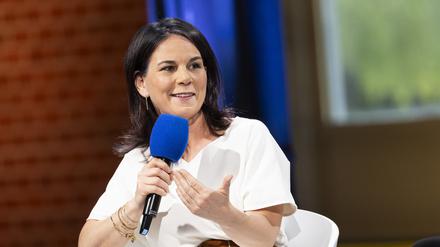 Annalena Baerbock (Bündnis90/Die Grünen), Bundesaußenministerin, spricht beim Talkformat «RND vor Ort» vom Redaktionsnetzwerk Deutschland. 