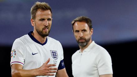 Die Engländer mit ihrem Kapitän Harry Kane und Nationaltrainer Gareth Southgate wussten bisher noch nicht zu überzeugen.
