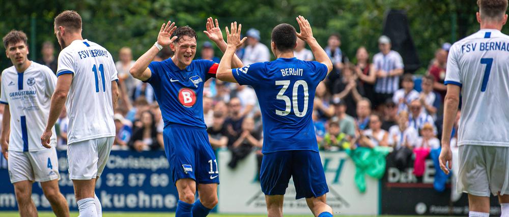 Herthas Spieler konnten dem Wetter auch positive Seiten abgewinnen.