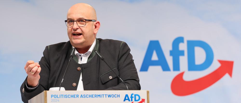 Stephan Protschka, Landesvorsitzender der AfD in Bayern, beim politischen Aschermittwoch der AfD.