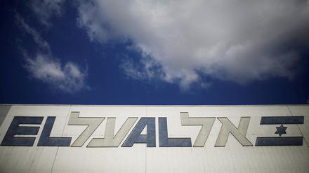 Nach einem medizinischen Notfall landet ein israelisches Flugzeug in der Türkei. Die türkische Bodencrew soll dann eigenständig die Kooperation verweigert haben.