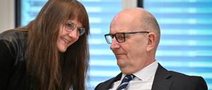 Haben die Weichen für einen neuen Nachtragshaushalt mitgestellt: Finanzministerin Katrin Lange und Ministerpräsident Dietmar Woidke. (Archivbild)