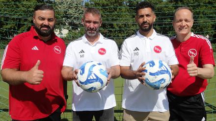 Die Macher des SSV: Vorstand Ümit Gündüz (links) und Thorsten Brenscheidt (rechts), dazwischen Michael Fuß und Hassan Oumari.