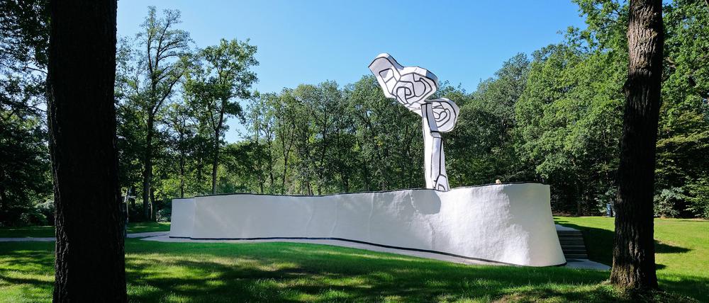 Begehbare Betonskulptur des französichen Künstlers Jean Dubuffet im Skulpturenpark des holländischen Kröller-Müller Museums.