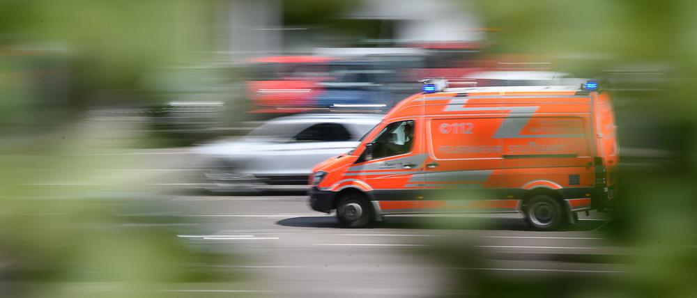 Während dem Sportunterricht muss ein Junge  im Ortenaukreis reanimiert werden. Nur kurz darauf stirbt er im Krankenhaus.