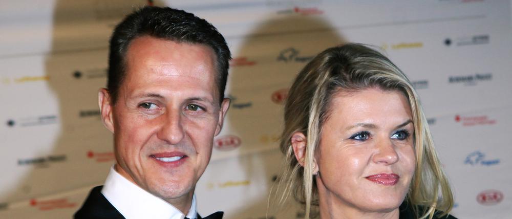 Formel-1-Rennfahrer Michael Schumacher und seine Frau Corinna (Archivbild)