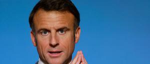 Frankreichs Präsident Emmanuel Macron musste bei den Parlamentswahlen eine herbe Niederlage einstecken. 