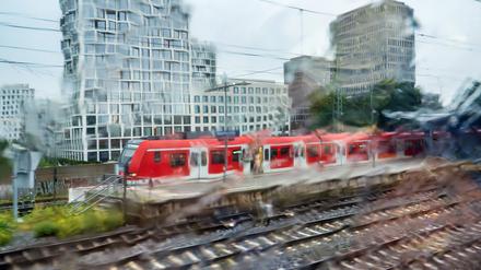 Eine S-Bahn der Deutschen Bahn.