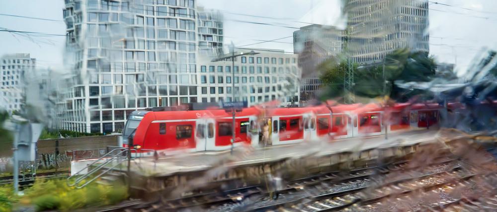 Eine S-Bahn der Deutschen Bahn.