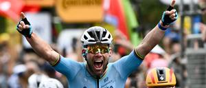 Ein typisches Motiv: Mark Cavendish bejubelt einen Etappensieg.