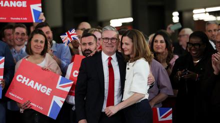 Keir Starmer und seine Frau Victoria Starmer.