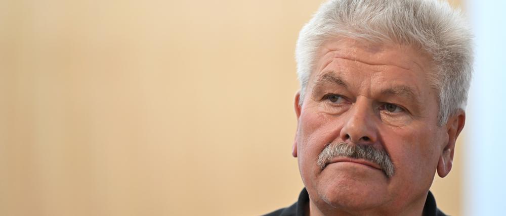 Der BfW-Fraktionschef Hans-Jürgen Scharfenberg.