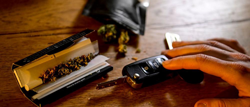 Cannabis am Steuer kann künftig teuer werden.