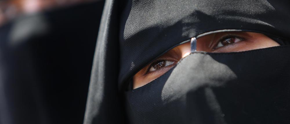 Eine Frau mit Nikab
