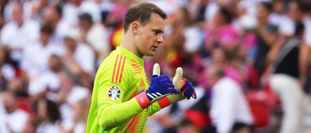 Deutschlands Torhüter Manuel Neuer bejubelt den Ausgleich gegen Spanien.