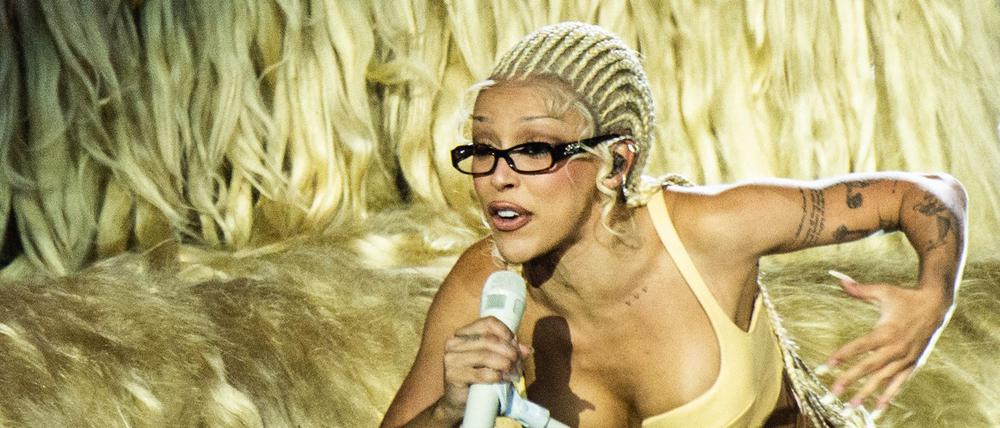 Die amerikanische Sängerin Doja Cat aka Amala Ratna Zandile Dlaminiam Donnerstag auf dem Festival in Roskilde.