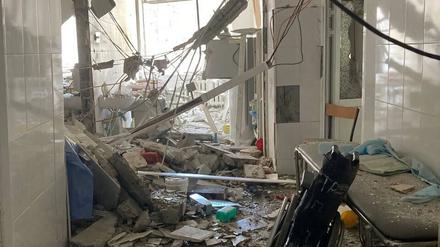 Bilder aus dem zerstörten Krankenhaus.