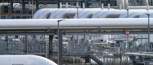 Rohrsysteme und Absperrvorrichtungen in der Gasempfangsstation der ehemaligen Ostseepipeline Nord Stream 2 in Lubmin. Bald könnte hier grüner Wasserstoff fließen.